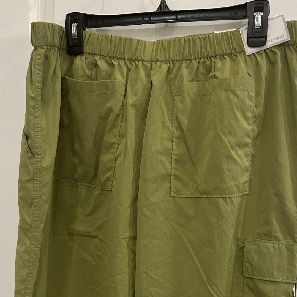 Y2K Green Cargo Utility Parachute Pants - Picture 5 of 5